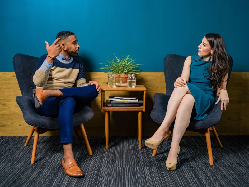Strength Through Disclosure: How Elite Networkers Turn Personal Struggles Into Social Capital